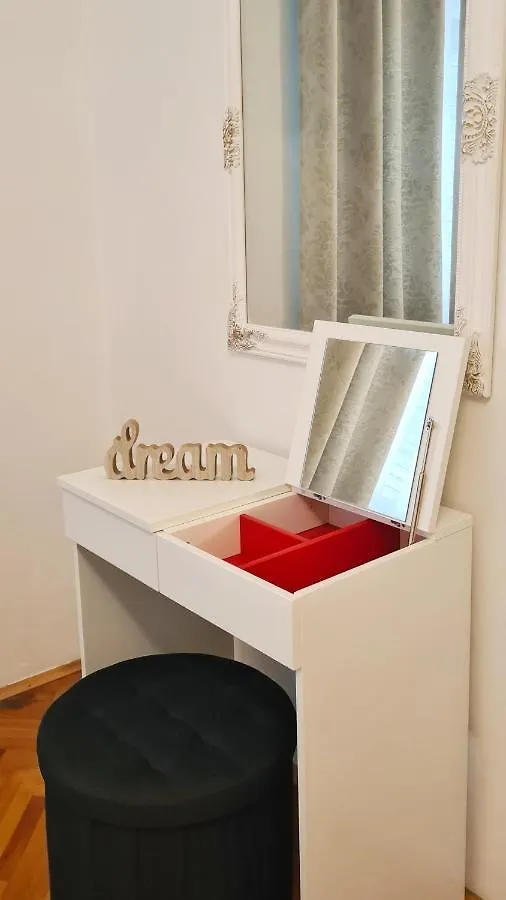 Apartment Sara Poljud Split