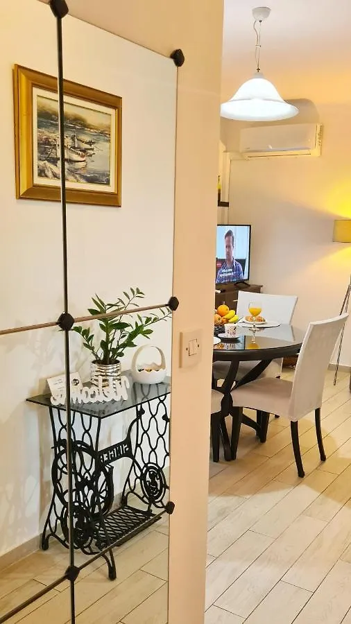 Apartment Sara Poljud Split 0*,  Croatia