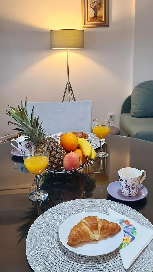 Apartment Sara Poljud Split